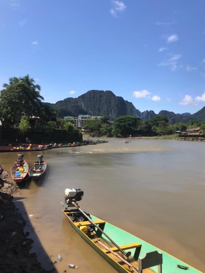 Downtown Vang Vieng Hotel Exteriör bild